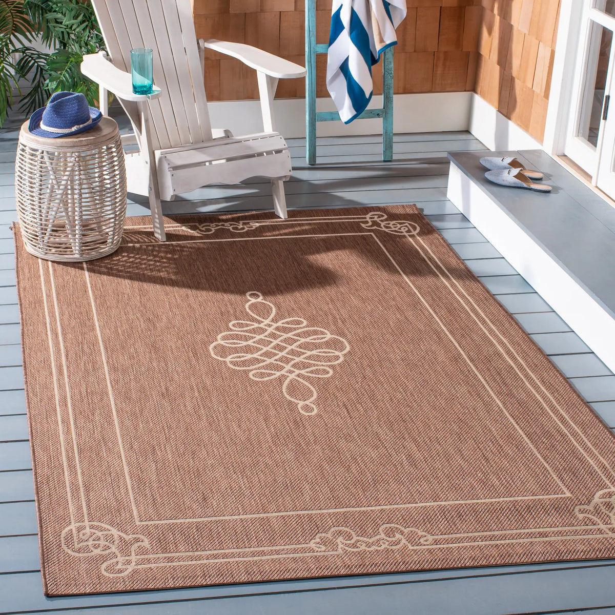 Safavieh Courtyard 4'-0" x 5'-7" Rug in Chocolate / Cream
