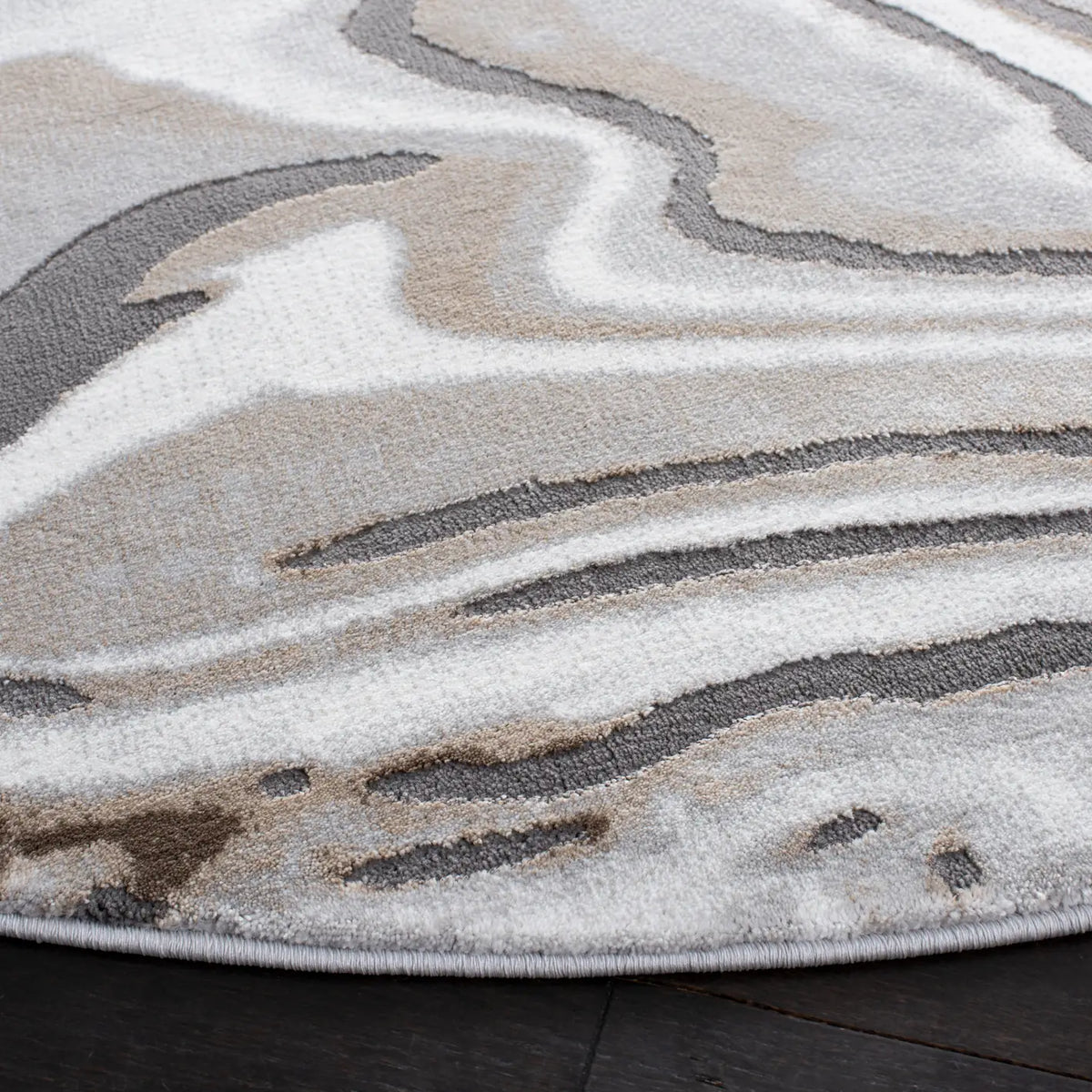 Safavieh Craft 6'-7" x 6'-7" Rug in Gold / Grey