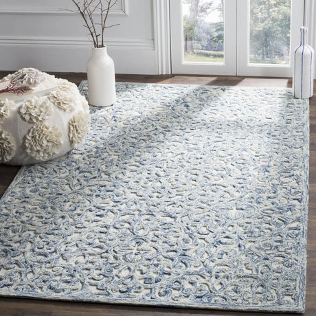 Safavieh Trace 4'-0" x 6'-0" Rug in Blue / Ivory