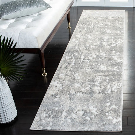 Safavieh Skyler 2'-2" x 9'-0" Rug in Light Grey / Grey