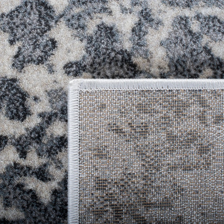 Safavieh Carnegie 4'-0" x 6'-0" Rug in Ivory / Grey