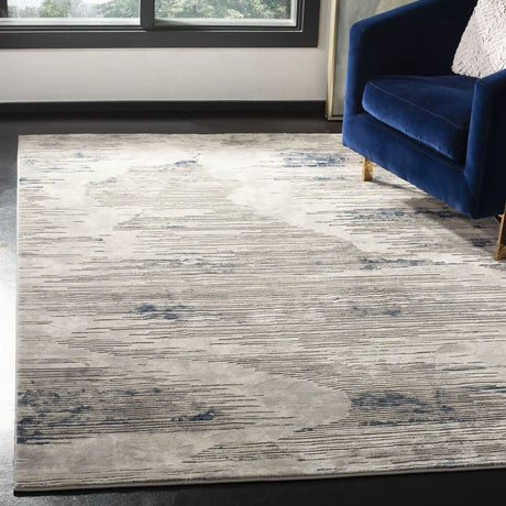 Safavieh Meadow 100 5'-3" x 7'-6" Rug in Grey / Ivory