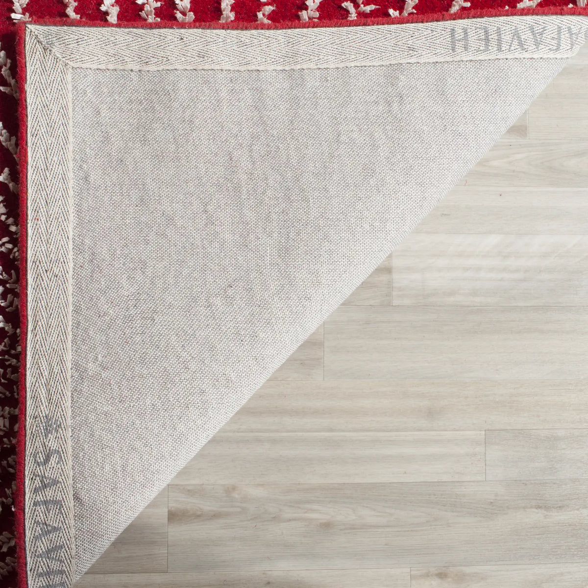 Safavieh Soho 9'-6" x 13'-6" Rug in Red / Ivory