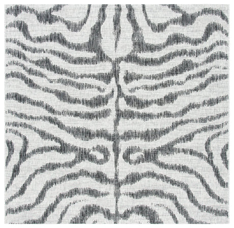 Safavieh Courtyard 6'-7" x 6'-7" Rug in Grey / Black