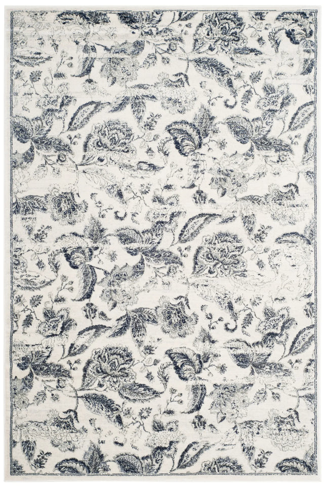 Safavieh Carnegie 4'-0" x 6'-0" Rug in Cream / Light Grey