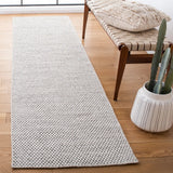 Safavieh Kilim 2'-3" x 7'-0" Rug in Ivory