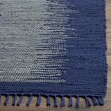 Safavieh Montauk 4'-0" x 6'-0" Rug in Navy