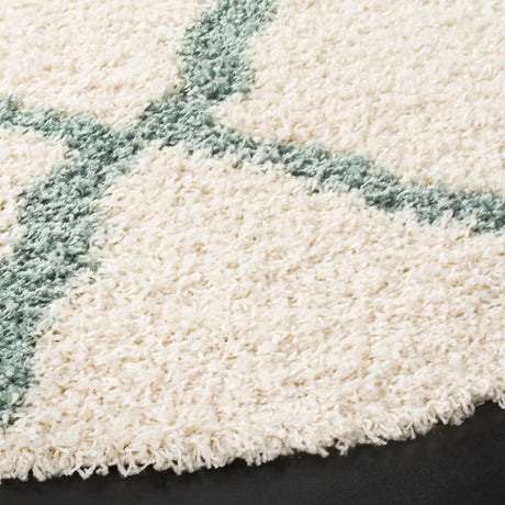 Safavieh Sgd-Dallas Shag 6'-0" x 6'-0" Rug in Ivory / Seafoam
