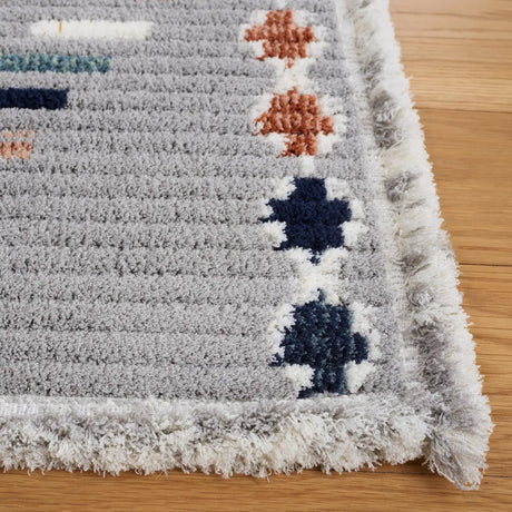 Safavieh Marrakesh 4'-0" x 6'-0" Rug in Grey / Blue Rust