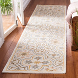 Safavieh Micro-Loop 2'-3" x 9'-0" Rug in Ivory / Grey