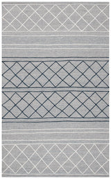 Safavieh Striped Kilim 4'-0" x 6'-0" Rug in Silver / Grey
