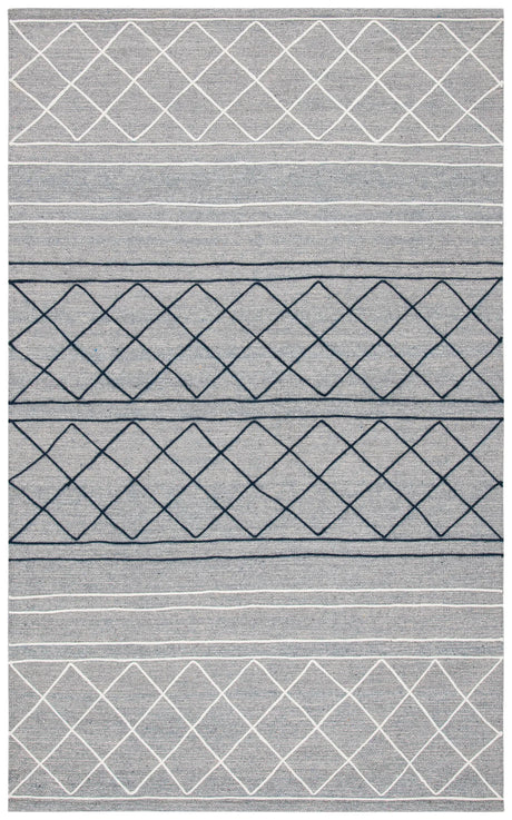 Safavieh Striped Kilim 4'-0" x 6'-0" Rug in Silver / Grey