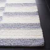 Safavieh Vermont 4'-0" x 6'-0" Rug in Ivory / Grey