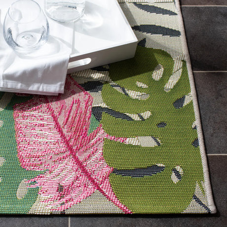 Safavieh Barbados 500 4'-0" x 6'-0" Rug in Grey / Pink