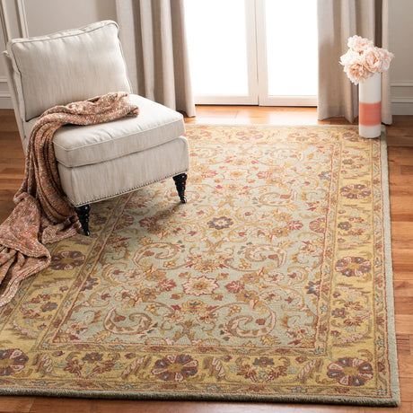 Safavieh Heritage 4'-0" x 6'-0" Rug in Grey / Gold