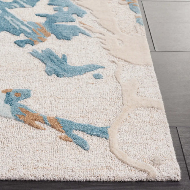 Safavieh Fifth Avenue 4'-0" x 6'-0" Rug in Beige / Teal