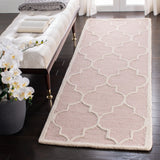 Safavieh Cambridge 2'-6" x 8'-0" Rug in Light Pink / Ivory