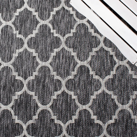 Safavieh Courtyard 4'-0" x 5'-7" Rug in Black Charcoal