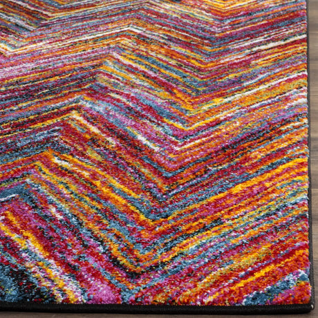 Safavieh Aruba 4'-0" x 6'-0" Rug in Multi