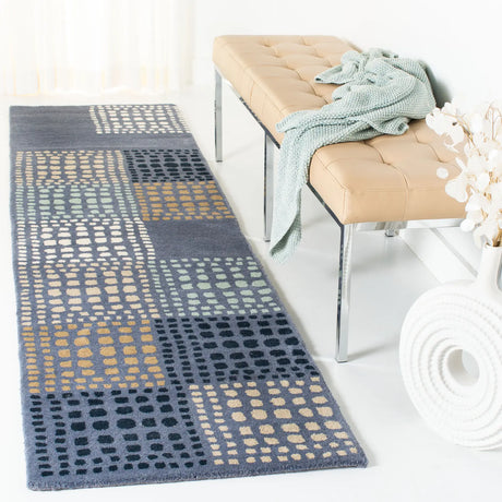 Safavieh Wyndham 2'-3" x 9'-0" Rug in Grey / Multi