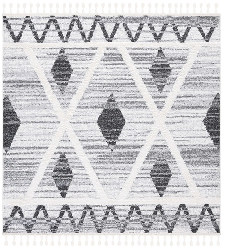 Safavieh Moroccan Tassel Shag 6'-7" x 6'-7" Rug in Grey / Ivory