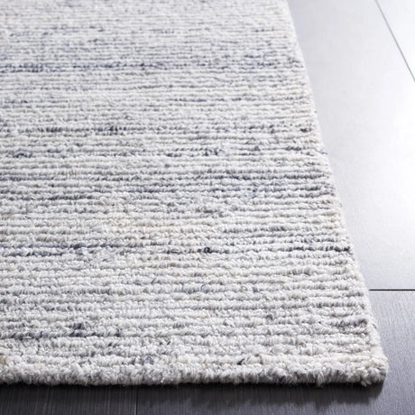 Safavieh Mirage 4'-0" x 6'-0" Rug in Blue / Ivory