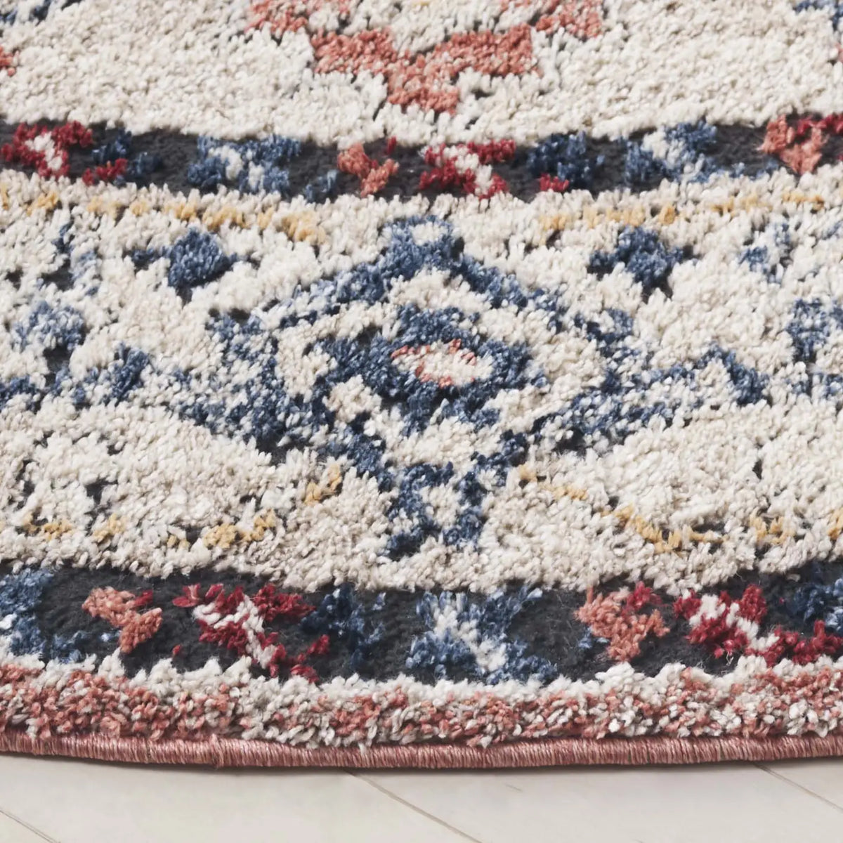 Safavieh Luna 6'-7" x 6'-7" Rug in Ivory / Rust