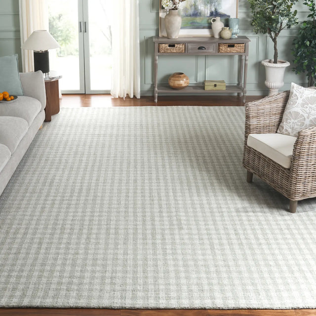 Safavieh Ebony 9'-0" x 12'-0" Rug in Sage / Ivory