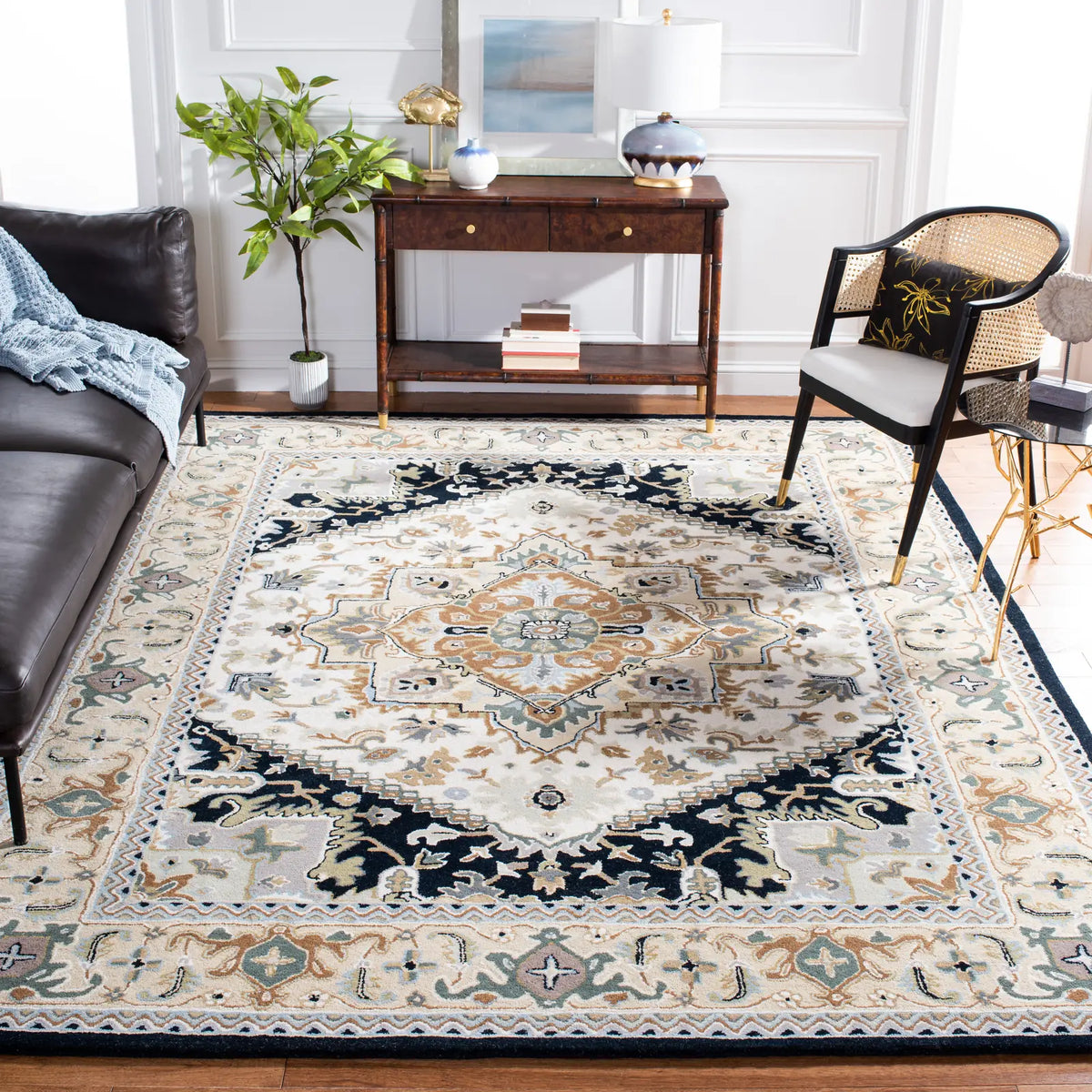 Safavieh Heritage 10'-0" x 14'-0" Rug in Beige / Navy