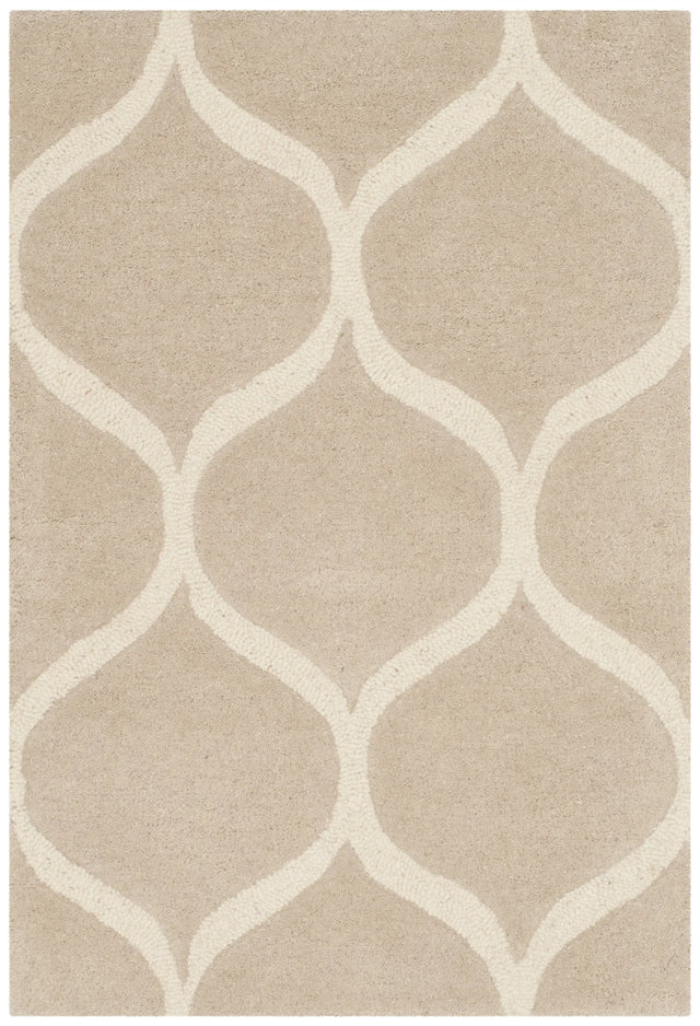 Safavieh Cambridge 2'-0" x 3'-0" Rug in Light Beige / Ivory