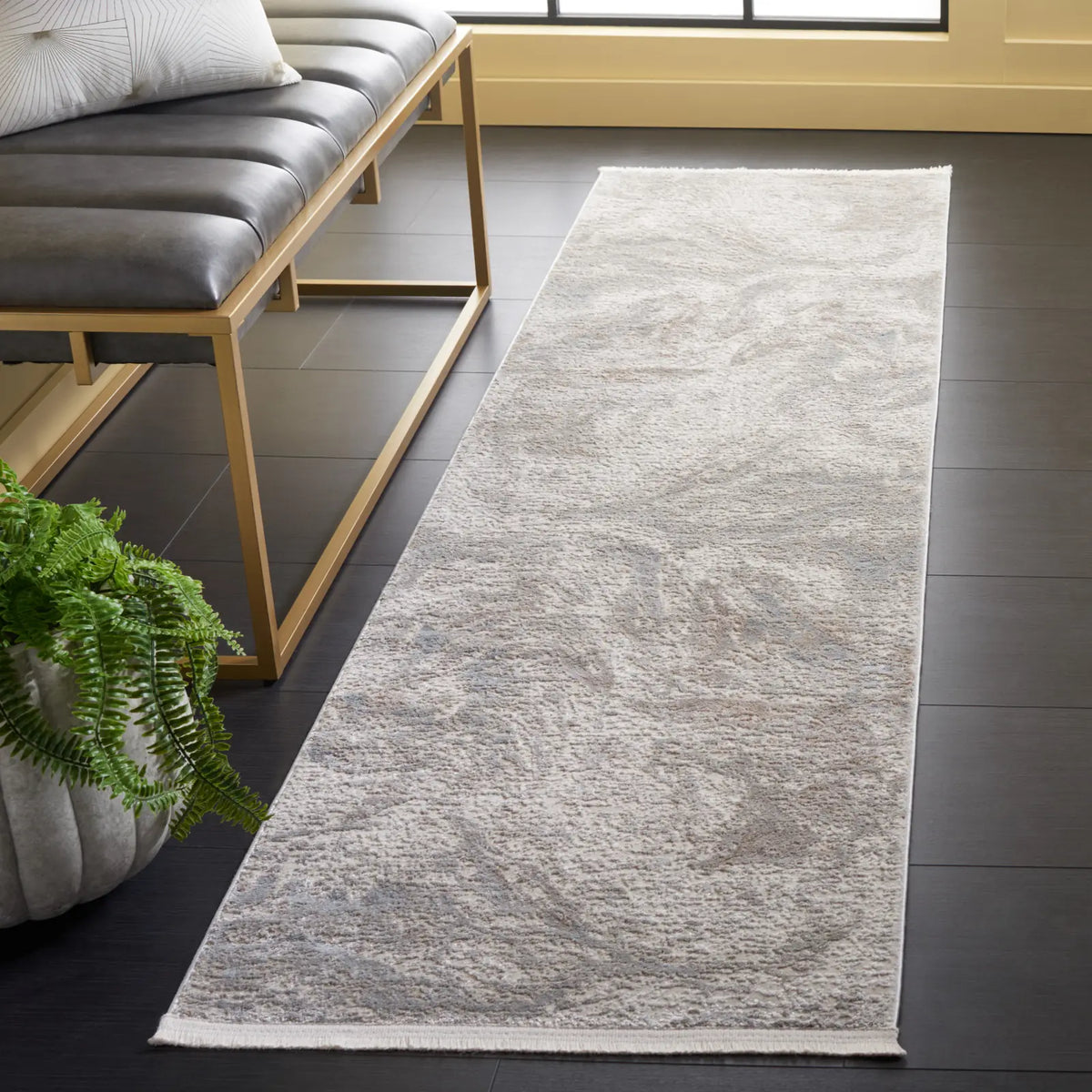Safavieh Platinum 2'-2" x 8'-0" Rug in Grey / Ivory Beige