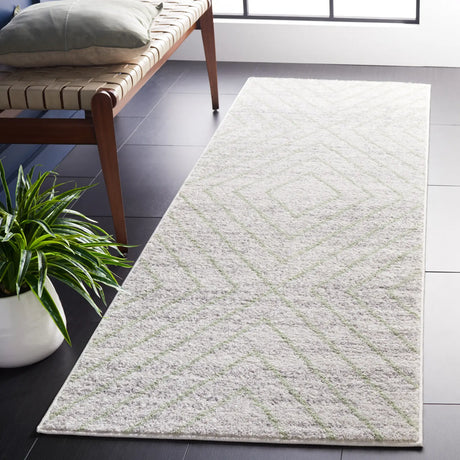 Safavieh Adirondack 2'-6" x 8'-0" Rug in Grey / Green