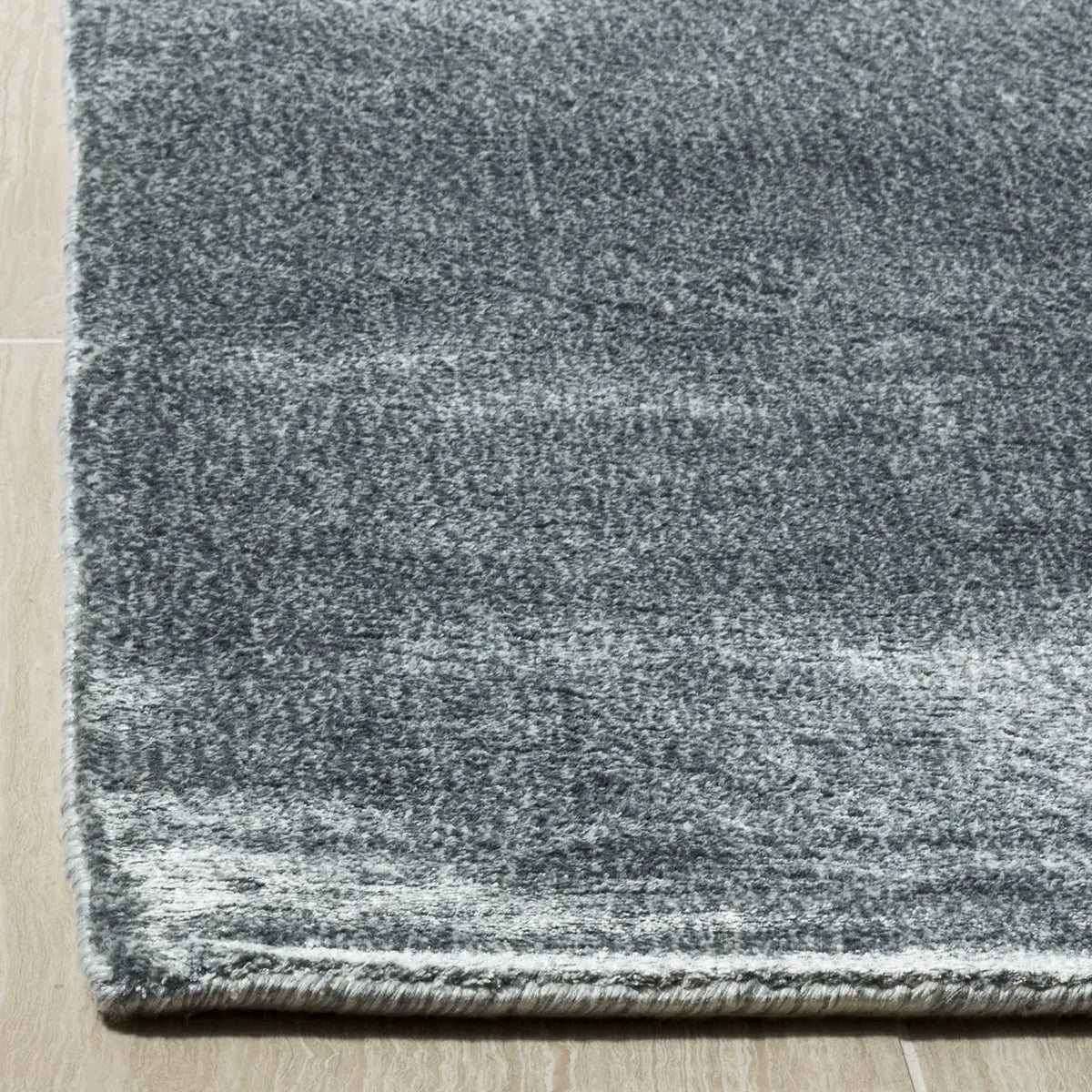 Safavieh Mirage 6'-0" x 9'-0" Rug in Elephant