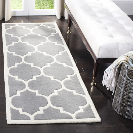 Safavieh Chatham 2'-3" x 11'-0" Rug in Dark Grey / Ivory