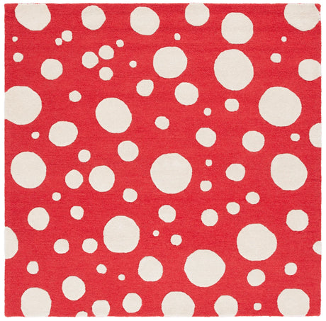 Safavieh Cambridge 6'-0" x 6'-0" Rug in Red / Ivory