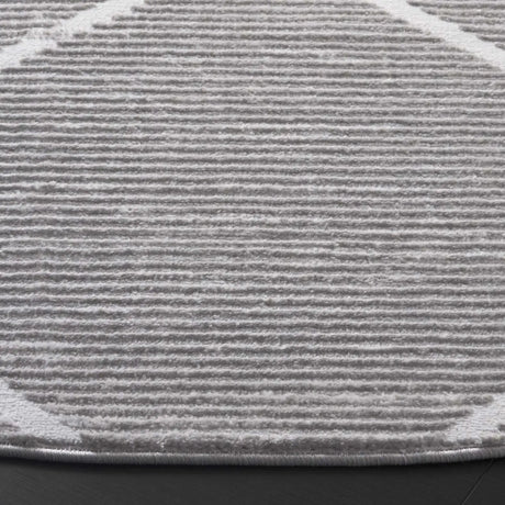Safavieh Carter 6'-7" x 6'-7" Rug in Grey / Light Grey