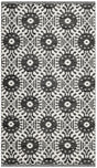 Safavieh Montauk 2'-3" x 3'-9" Rug in Black / Ivory