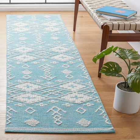 Safavieh Kilim 2'-3" x 9'-0" Rug in Teal / Ivory