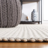 Safavieh Marbella 4'-0" x 6'-0" Rug in Ivory / Grey