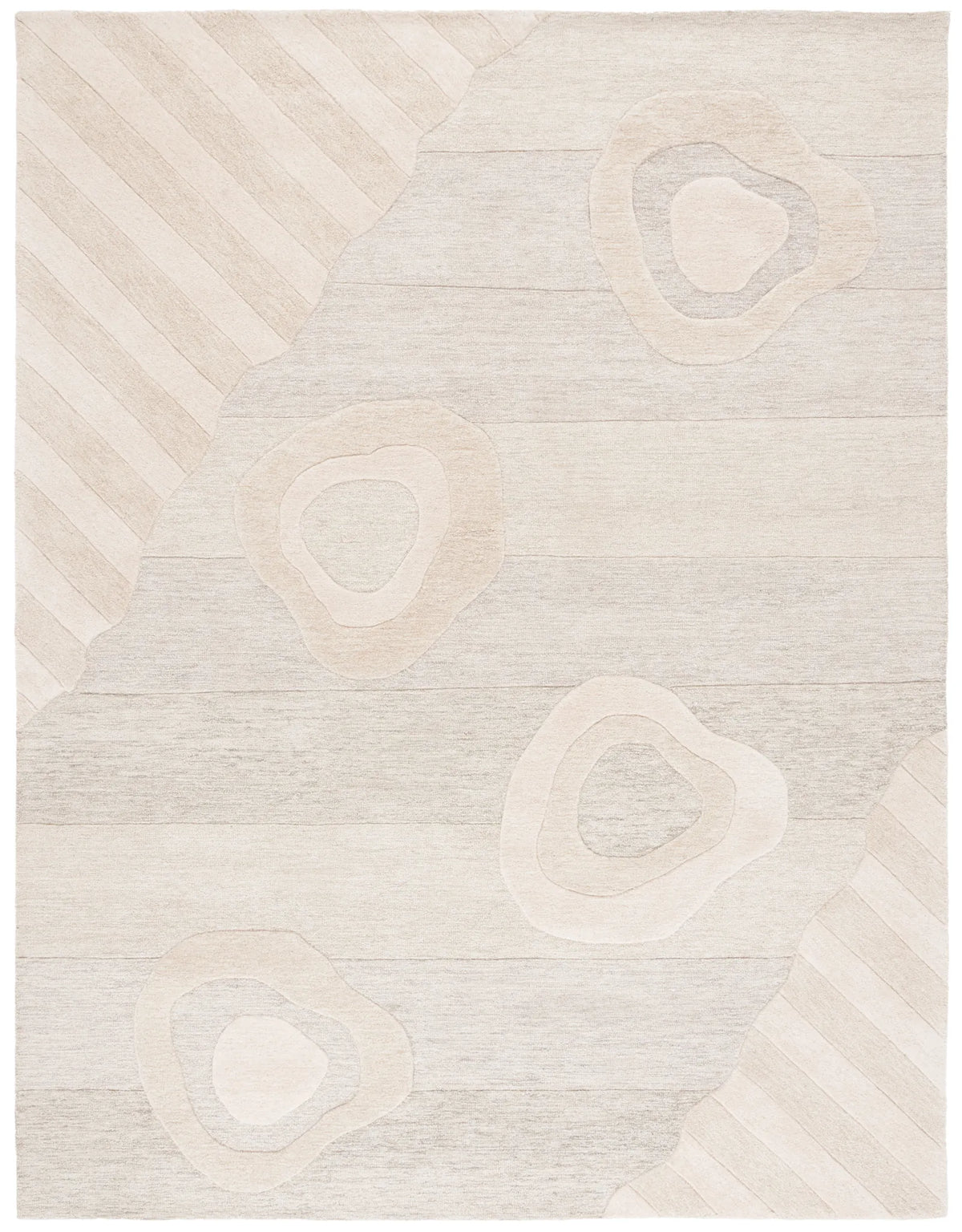 Safavieh Fifth Avenue 6'-0" x 9'-0" Rug in Beige / Grey