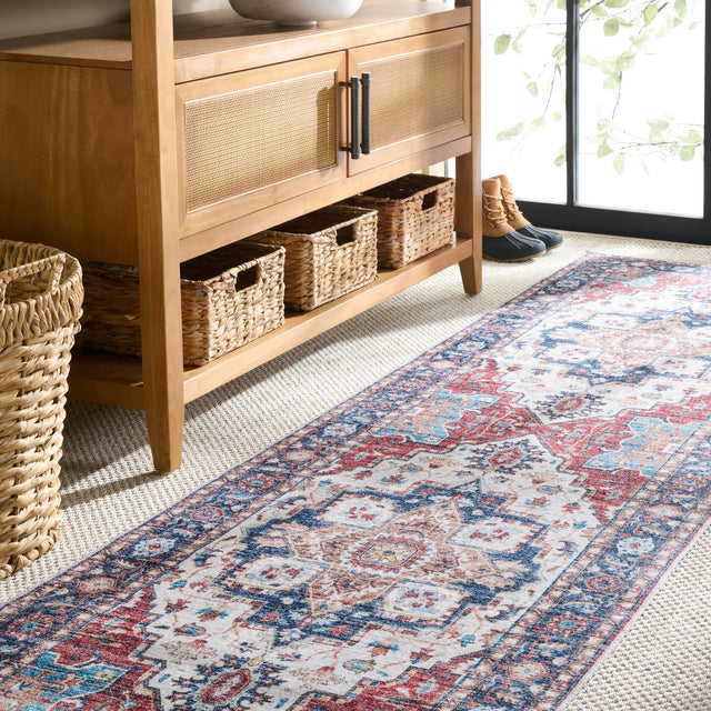 Safavieh Martha Stewart Washable 2'-6" x 8'-0" Rug in Rust / Blue