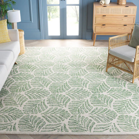 Safavieh Jardin 10'-0" x 14'-0" Rug in Ivory / Green