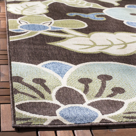 Safavieh Veranda 5'-3" x 7'-7" Rug in Chocolate / Aqua