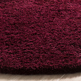 Safavieh Sgl-Laguna Shag 5'-3" x 5'-3" Rug in Maroon