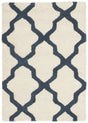 Safavieh Cambridge 2'-0" x 3'-0" Rug in Ivory / Navy