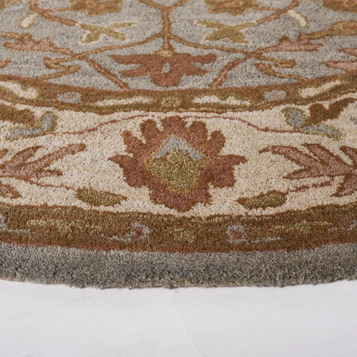 Safavieh Heritage 6'-0" x 6'-0" Rug in Light Blue / Ivory