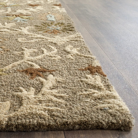 Safavieh Cambridge 6'-0" x 9'-0" Rug in Moss / Multi