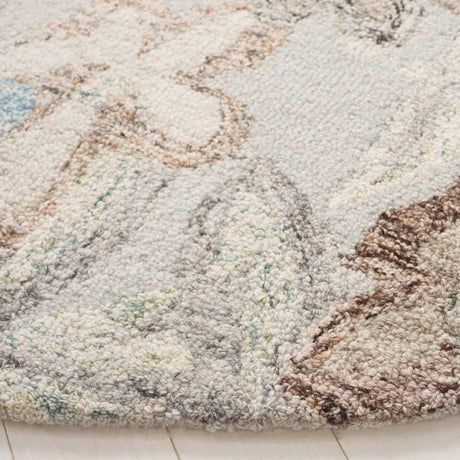 Safavieh Blossom 6'-0" x 6'-0" Rug in Grey / Blue