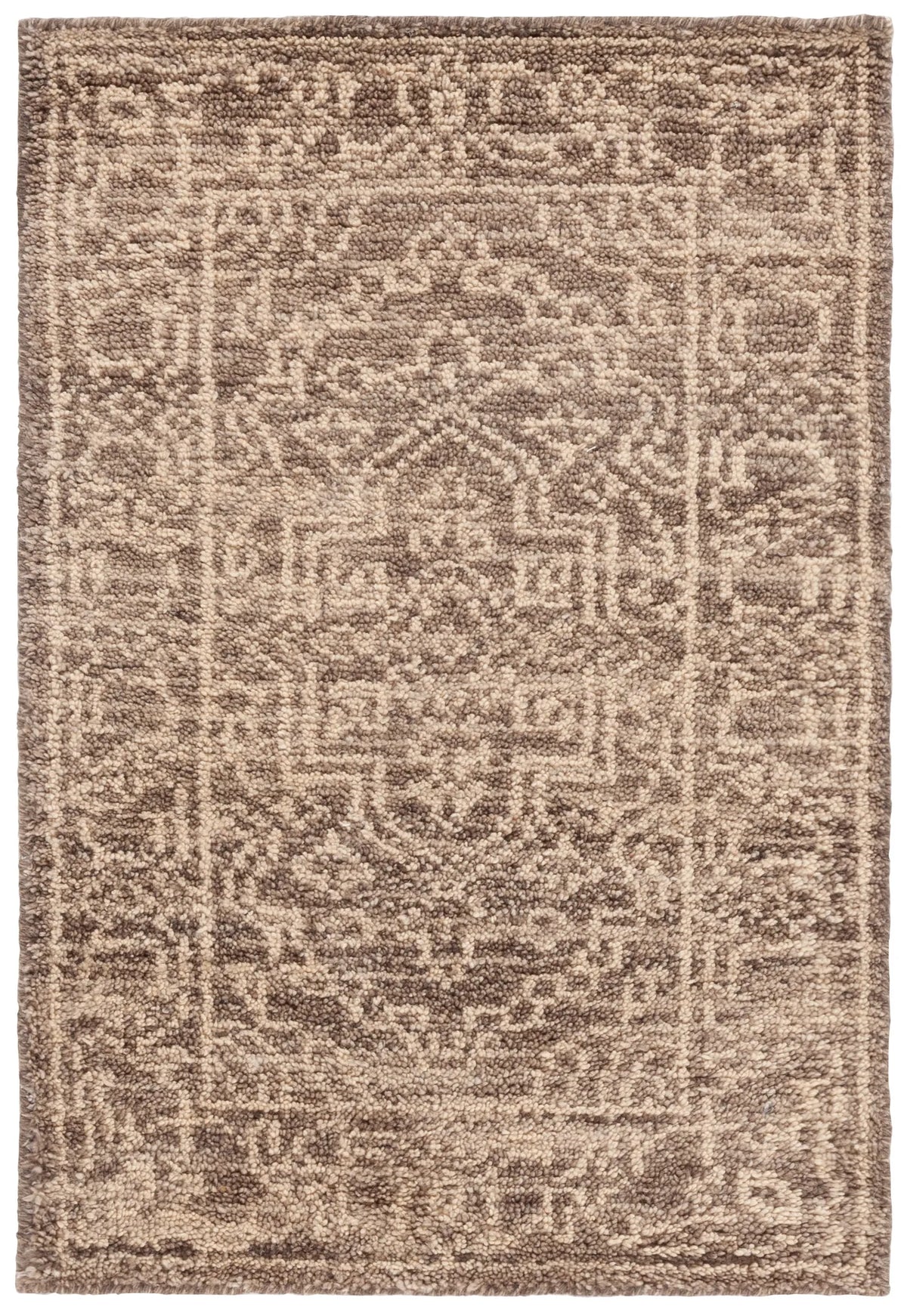 Safavieh Kenya 2'-0" x 3'-0" Rug in Brown / Beige
