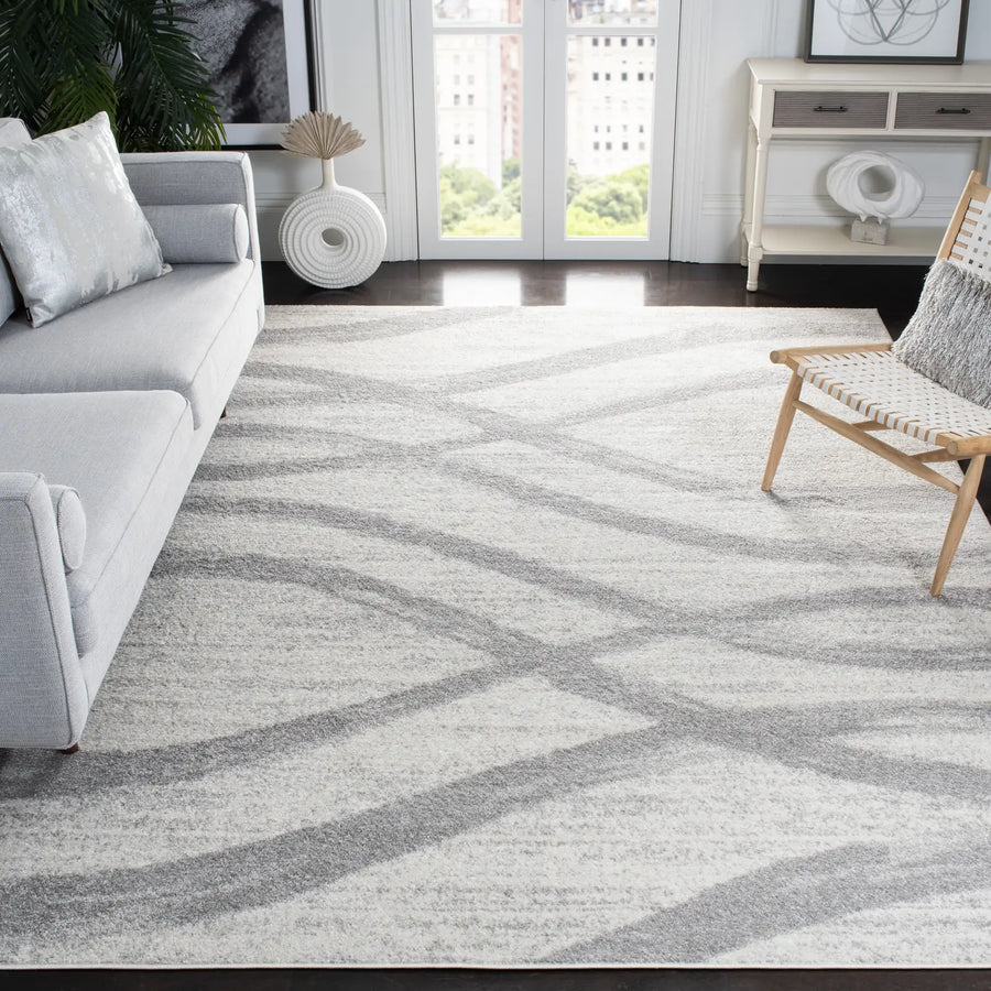 Safavieh Adirondack 10'-0" x 14'-0" Rug in Cream / Grey
